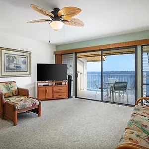  Apartment Sea Village With Unobstructed Ocean Views And Oceanside Pool United States